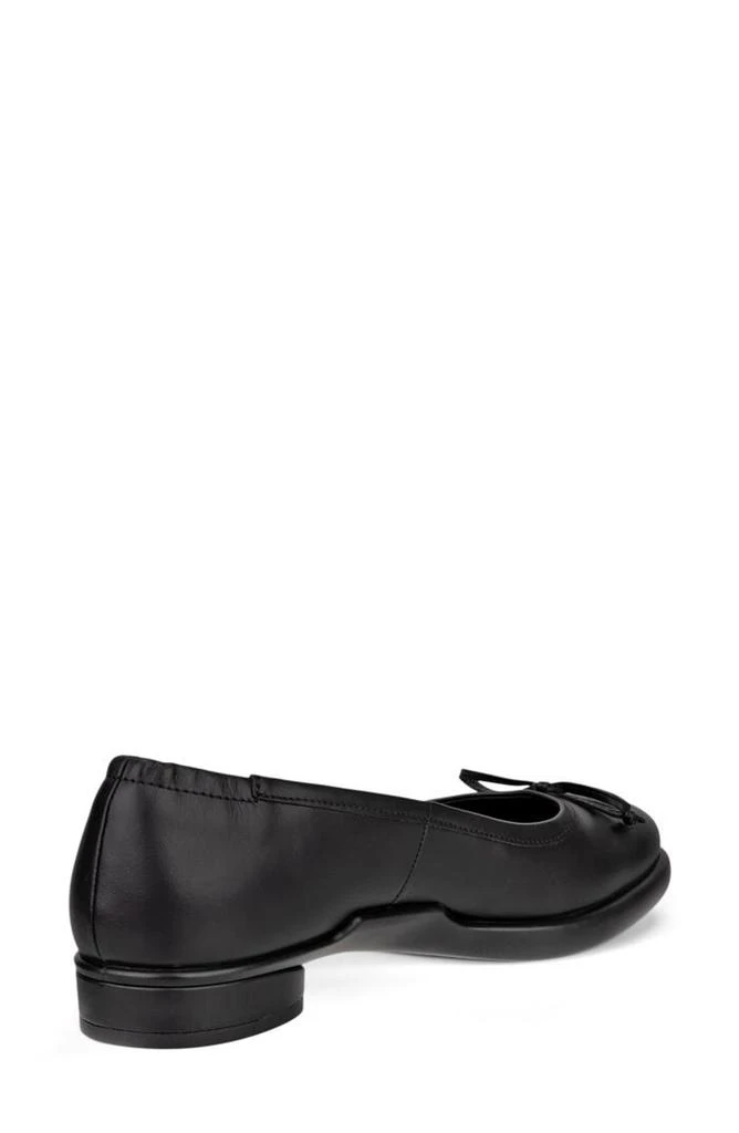 ECCO Sculpted LX Ballet Flat 2