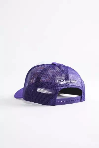 Mitchell & Ness Mitchell & Ness NBA Los Angeles Lakers Patch Trucker Hat 2
