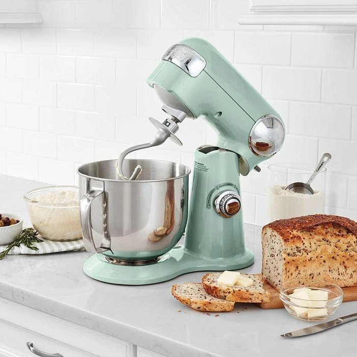 Cuisinart 5.5 Qt. 500 Watt Tilt Head Stand Mixer 3
