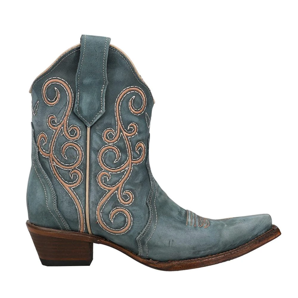 Circle G by Corral Distressed Triad Embroidered Snip Toe Pull On Cowboy Booties