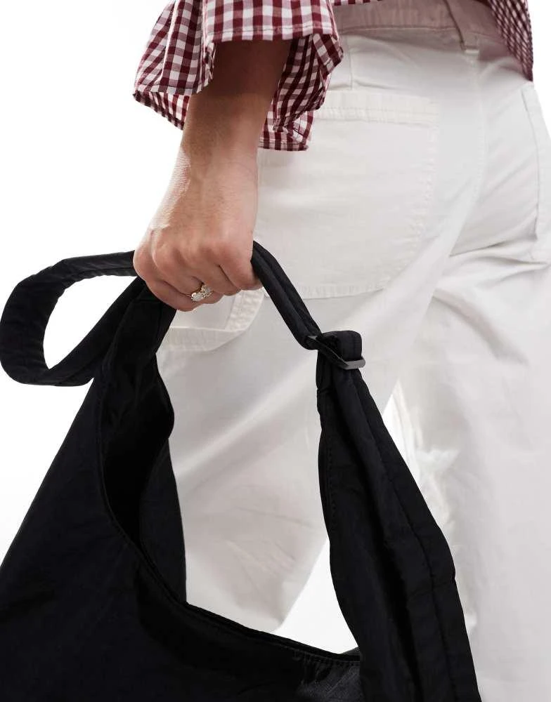 Baggu Baggu large nylon sling shoulder bag in black 2