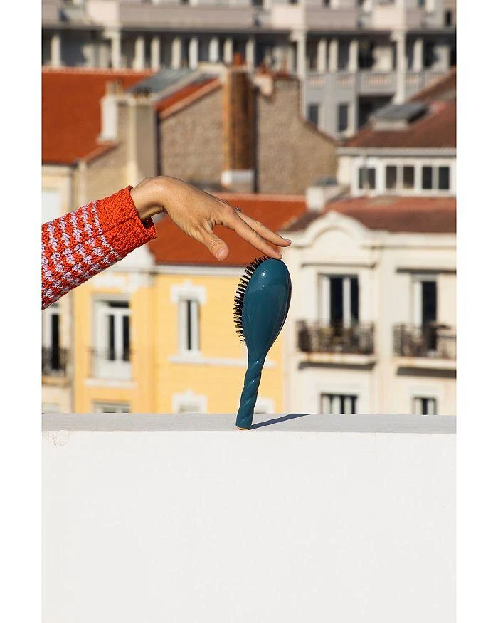 La Bonne Brosse N.01 The Large Universal Shine 
Care Hair Brush - Ink Blue 5