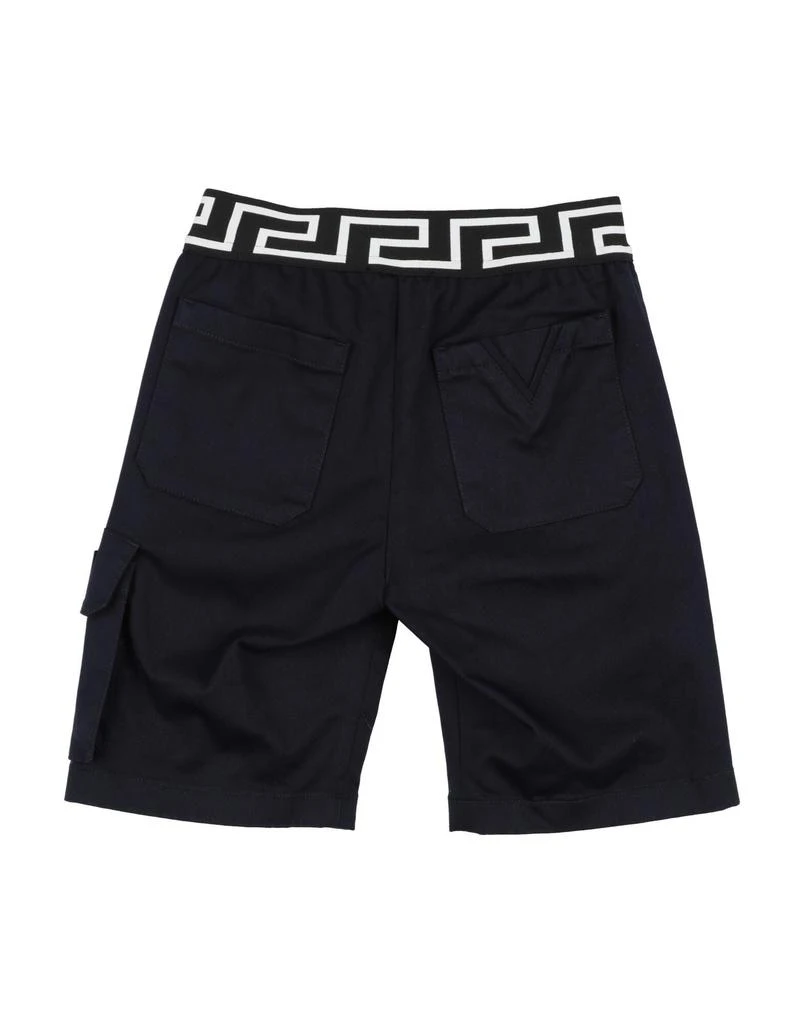 VERSACE YOUNG Shorts 
Bermuda 2