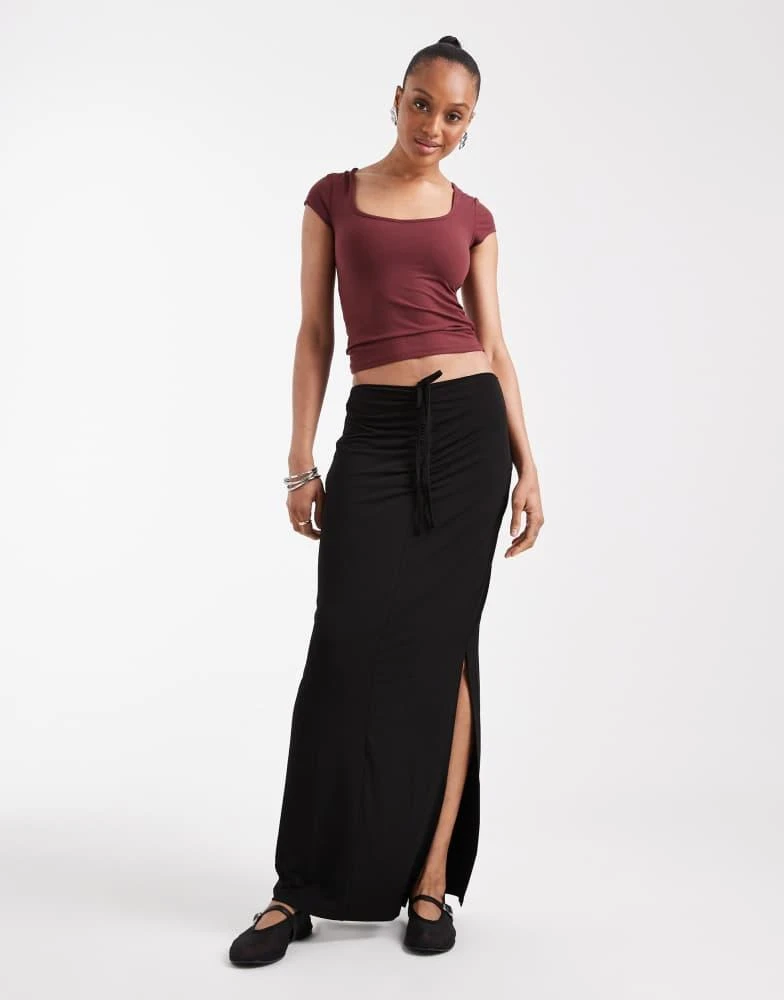 Vero Moda Tall Vero Moda Tall slinky ruched front maxi skirt in black