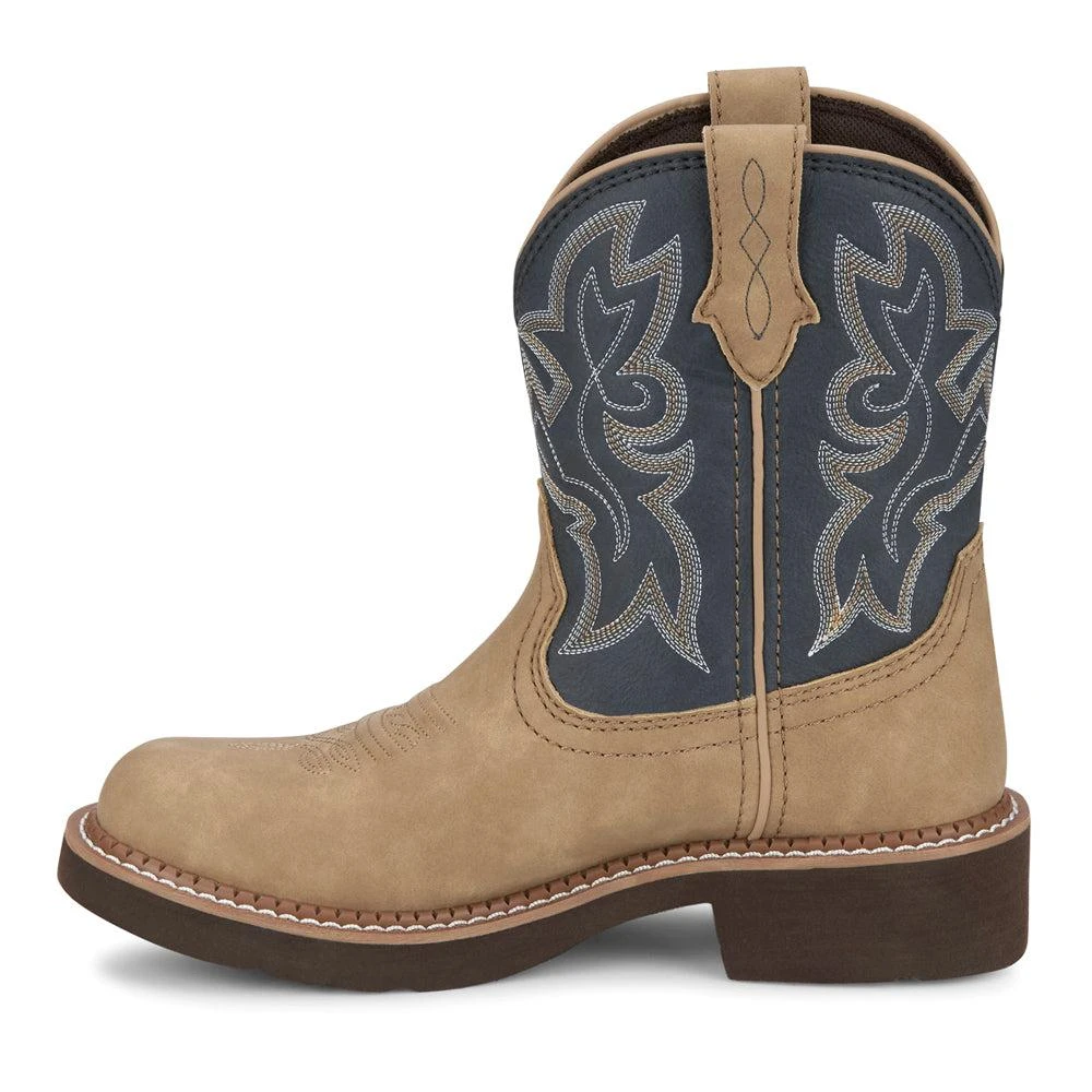 Justin Boots Kay 8 Inch Embroidered Round Toe Cowboy Boots 3