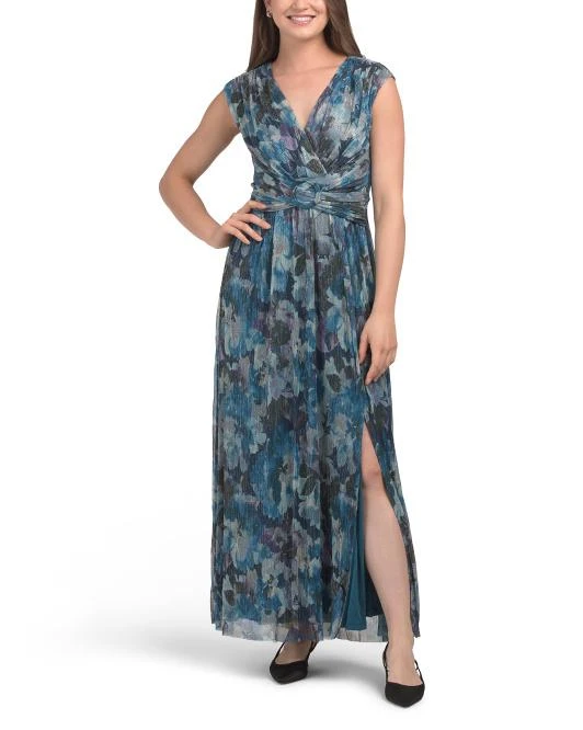 Shop Extended Shoulder Criss Cross Buckle Maxi Dress With Slit on Sale at BeyondStyle Get 51% Off Extended Shoulder Criss Cross Buckle Maxi Dress With Slit with Limited-Time Flash Deals, Exclusive Shop Extended Shoulder Criss Cross Buckle Maxi Dress With Slit on Sale at BeyondStyle Get 51% Off Extended Shoulder Criss Cross Buckle Maxi Dress With Slit with Limited-Time Flash Deals, Exclusive