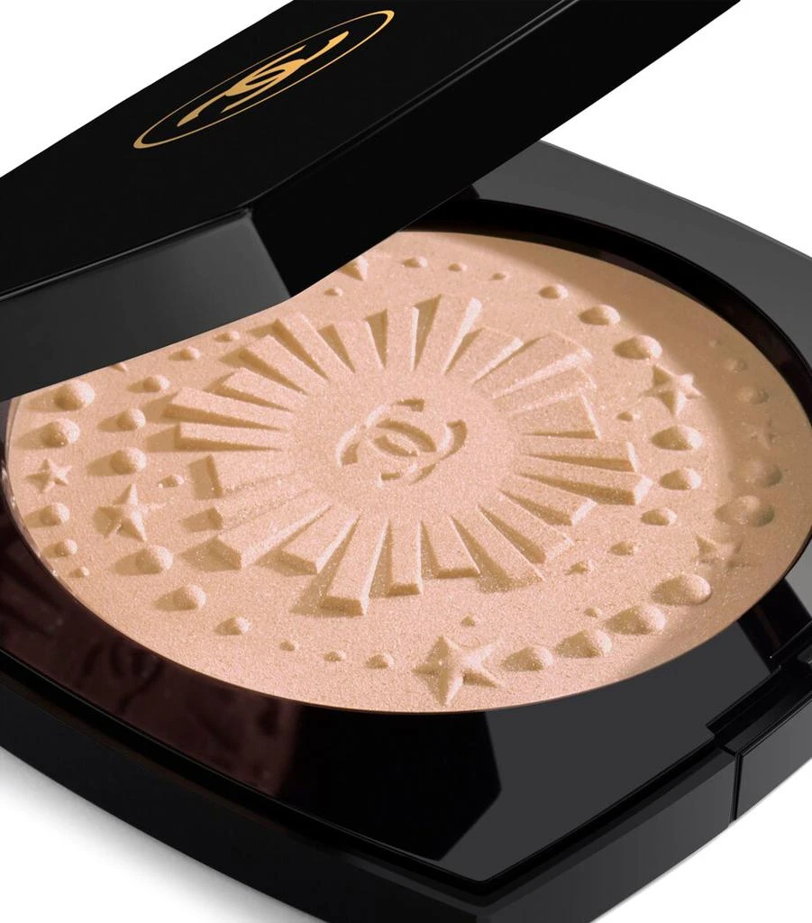 Chanel Diamond Dust Illuminating Powder 2
