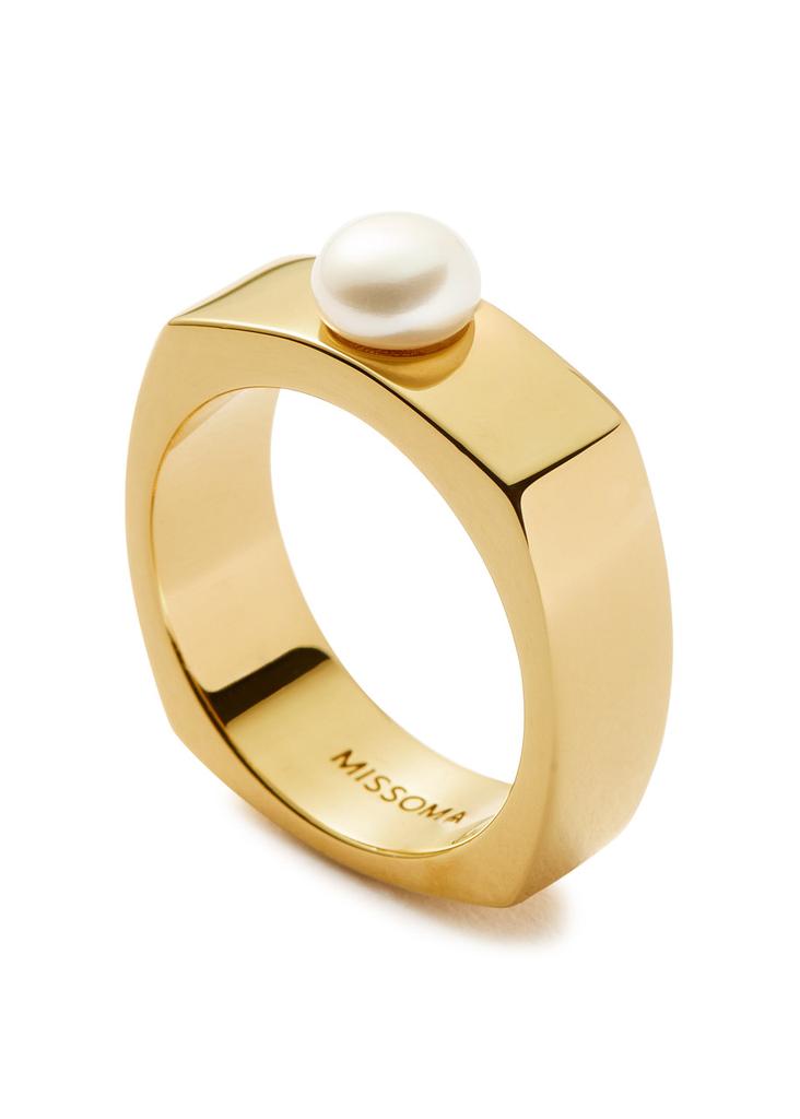 Missoma Button Pearl 18kt gold vermeil ring