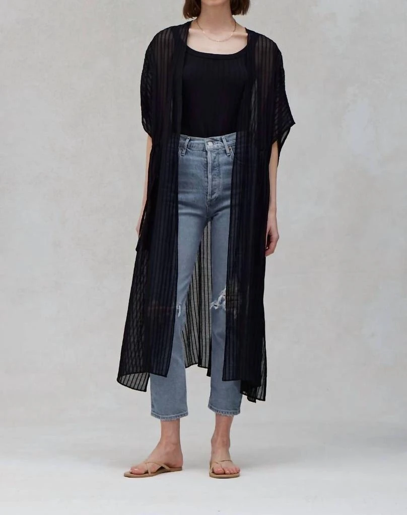 GRADE 
GATHER Grade 
Gather - Breezy Striped Cover-up 1