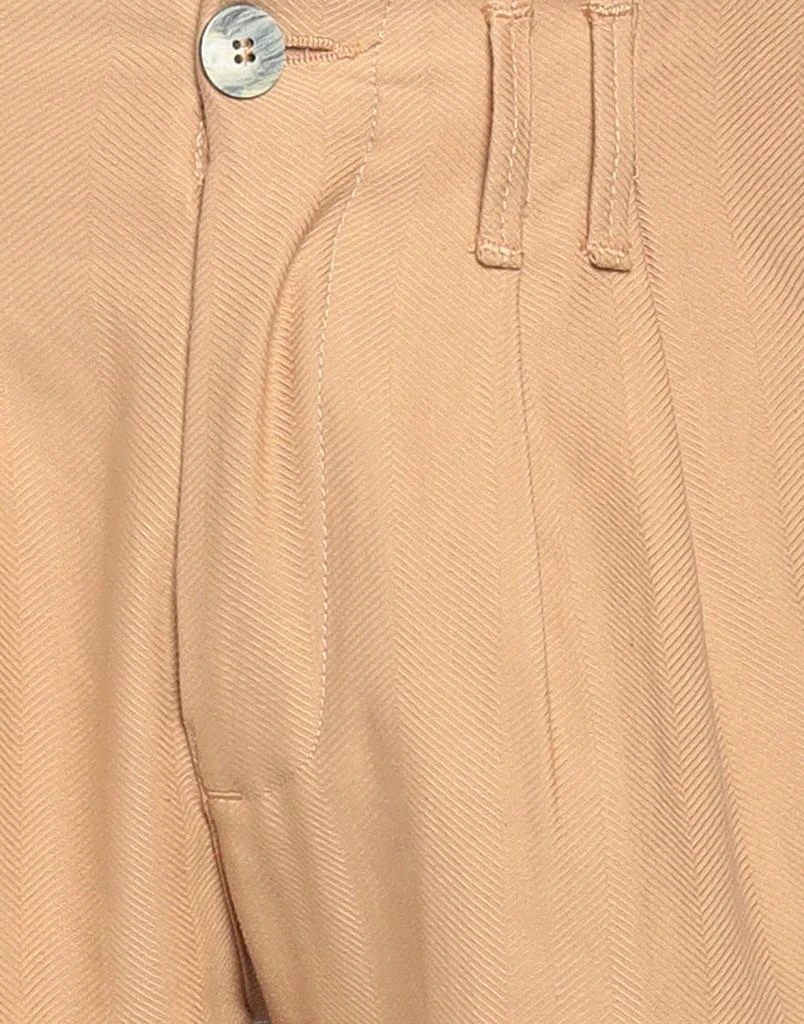 NEILL KATTER Casual pants 4