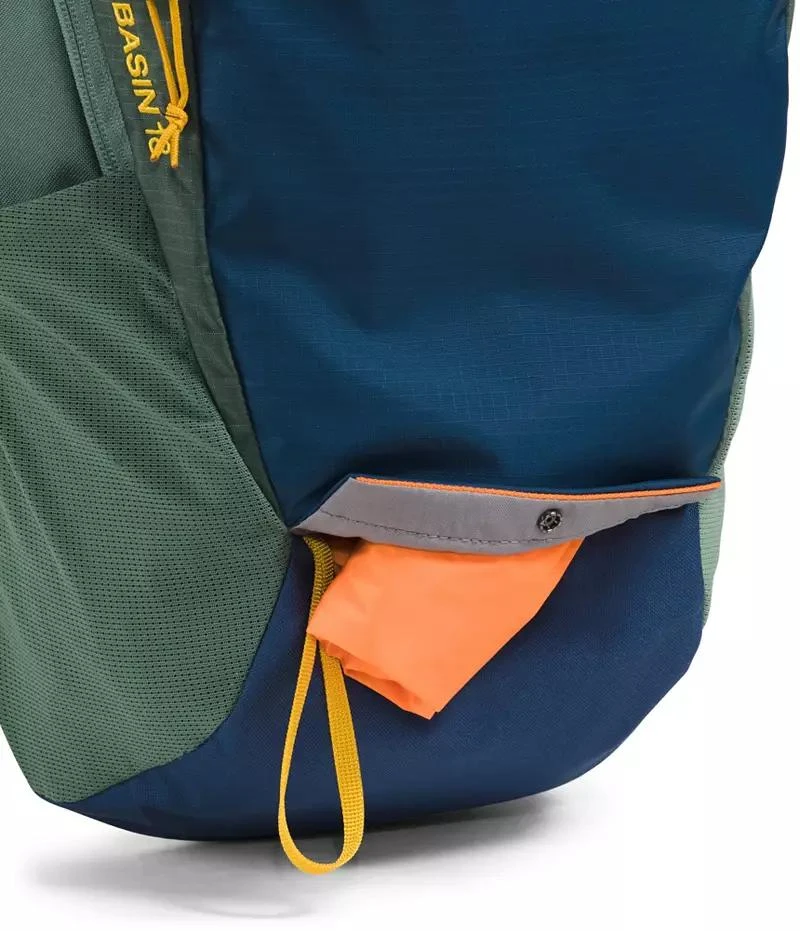 The North Face The North Face Basin 18 Daypack 5