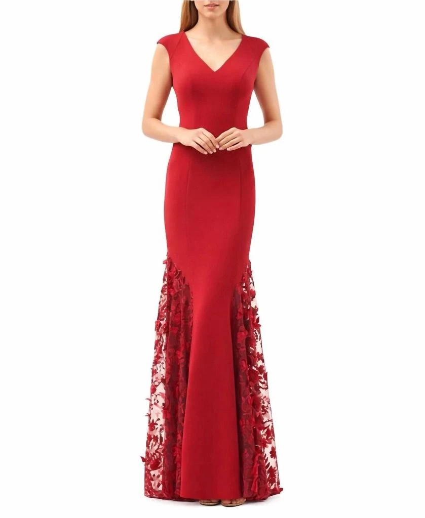 Carmen Marc Valvo Carmen Marc Valvo - Embellished Crepe Gown
