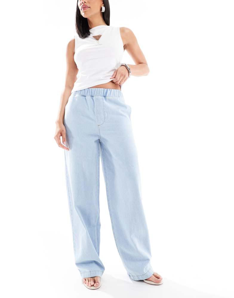 Miss Selfridge Miss Selfridge pull on elastic waist straight leg jeans in bleach wash
