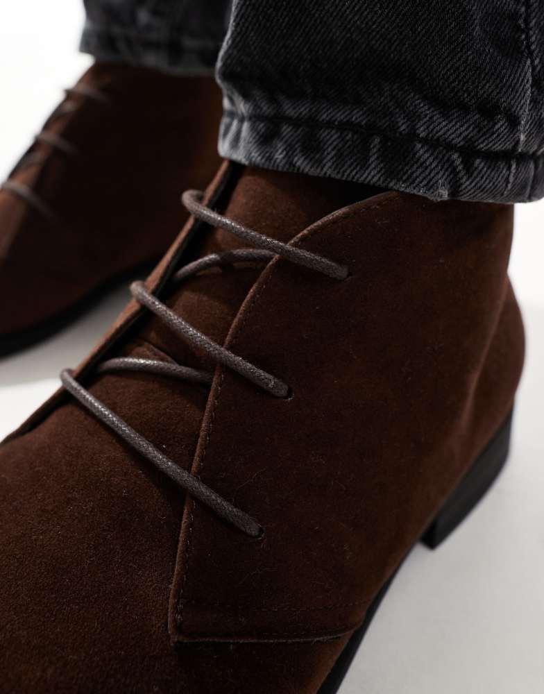 ASOS ASOS DESIGN lace up chukka boots in brown