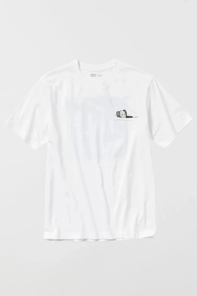 kaws KAWS x Uniqlo UT Short Sleeve Graphic T-shirt 2