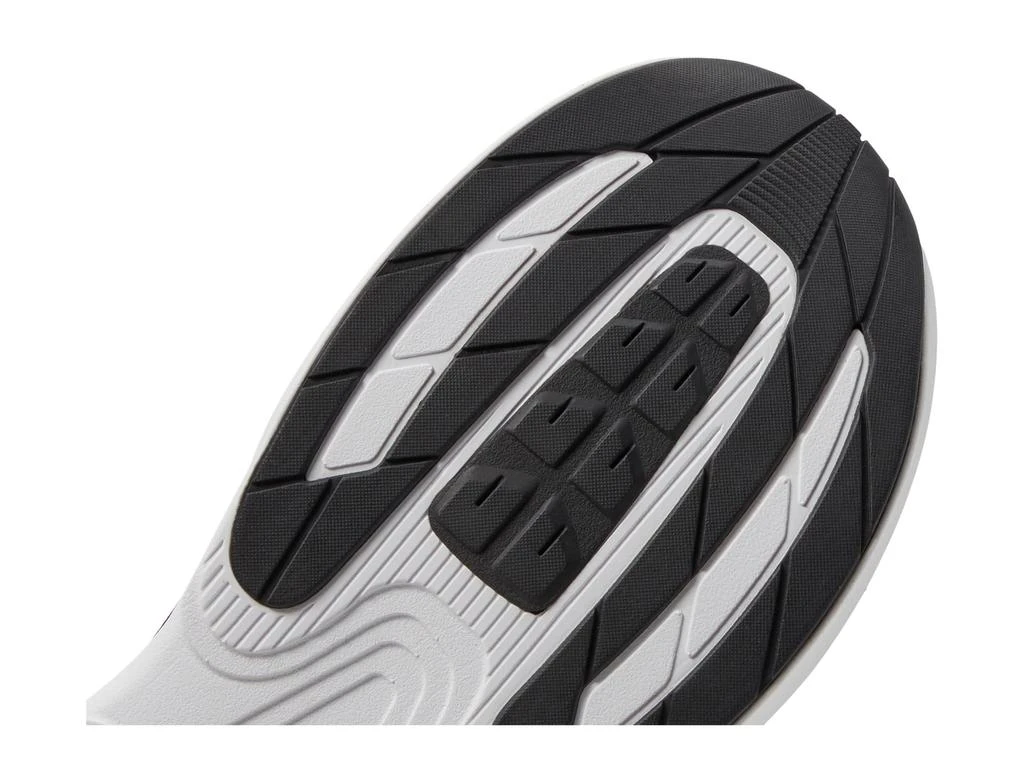 TOPO ATHLETIC Fli-Lyte 5 6