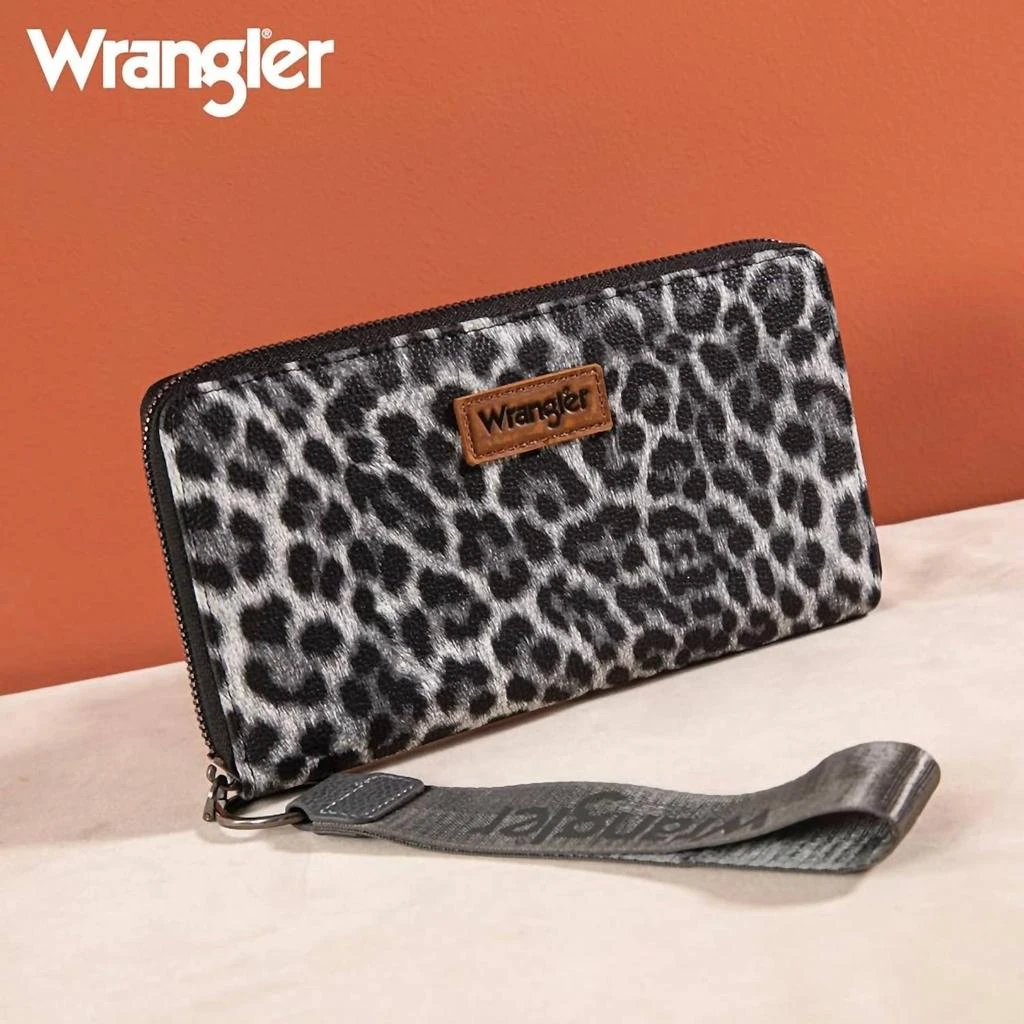 Wrangler Wrangler - Leopard print wristlet wallet