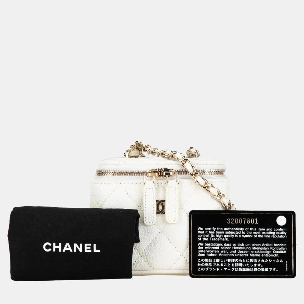 Chanel Chanel White Mini Caviar Vanity Case with Chain 8