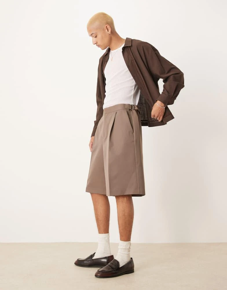 ASOS ASOS DESIGN smart wide leg shorts with front pleat and side adjusters in stone 1