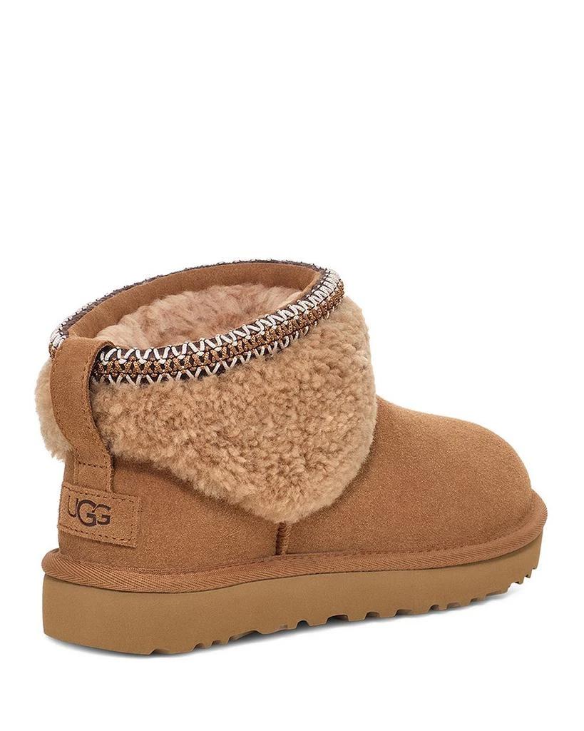 UGG Women
s Classic Ultra Mini Maxi Curly Boots 5