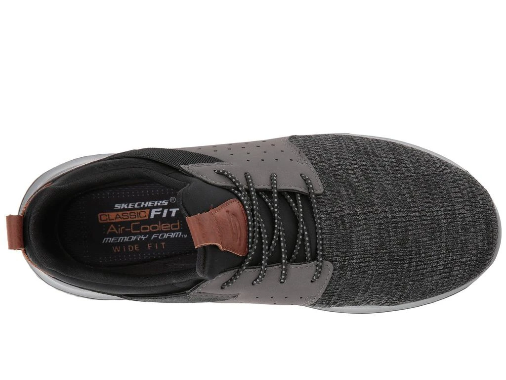SKECHERS Classic Fit Delson Camben 2