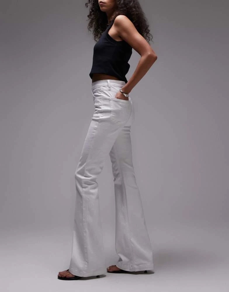 Topshop Topshop high rise Jamie Flare jeans in white 3