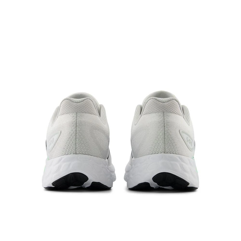 New Balance New Balance Men
s Fresh Foam 680 V8 Running Shoe 6