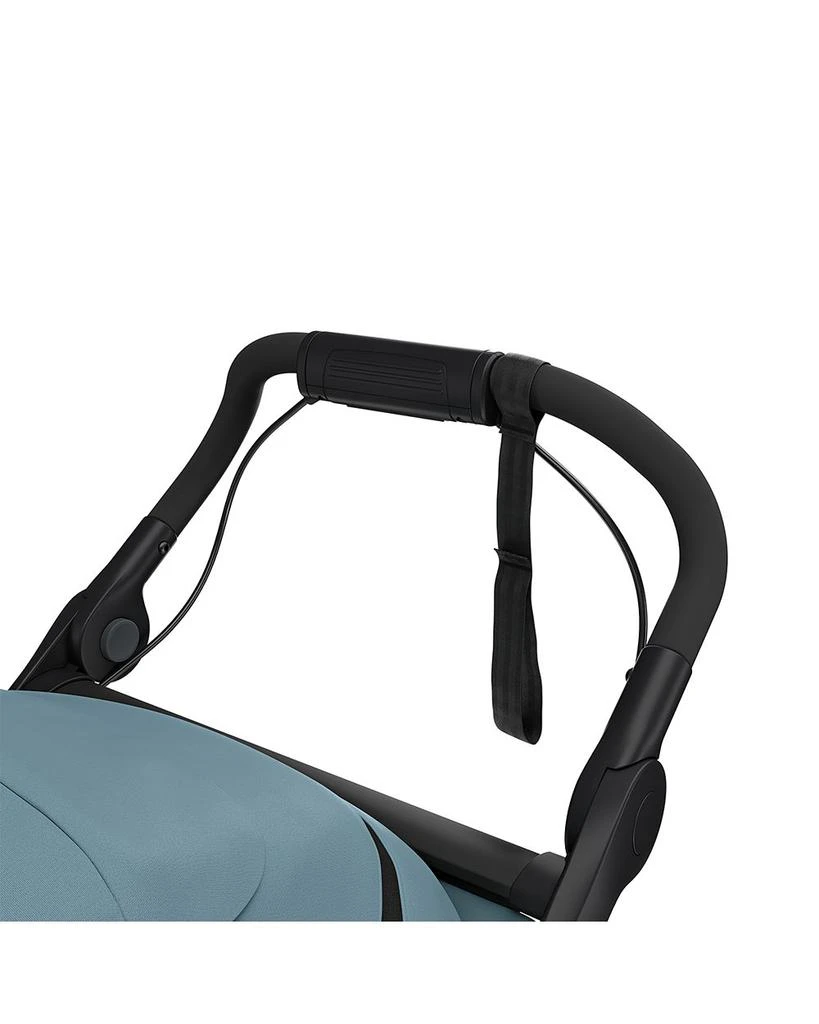 Thule Urban Glide 3 Stroller with Magnetic Harness Buckle 10