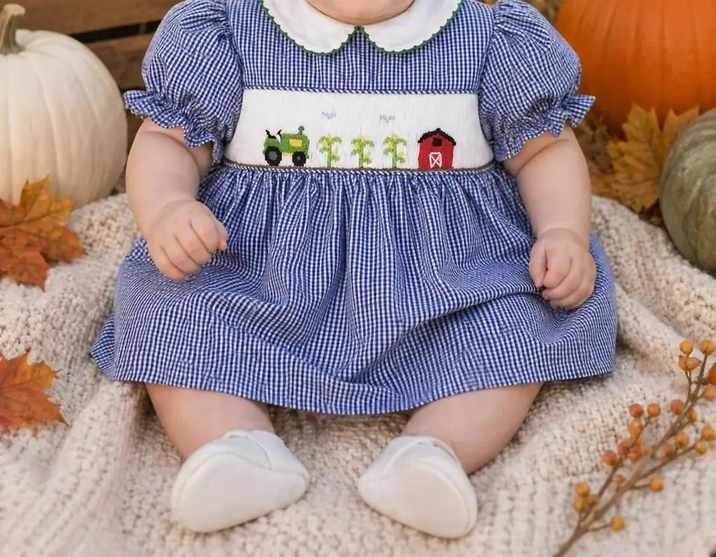 Petit Ami Zubels Petit Ami Zubels - Farm Scene Smocked Dress