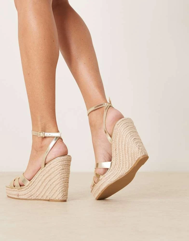 Glamorous Glamorous espadilles wedge heeled sandals in gold 4