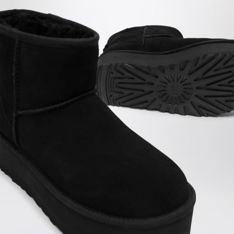 UGG Classic Mini Platform boots black - Boots - BeyondStyle