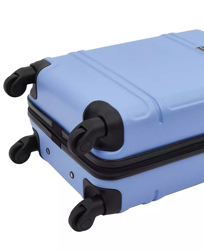Travelers Club Skyline Collection 20" Rolling Carry-On with 360 Degree 4-Wheel System 9