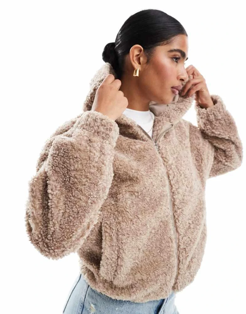 HOLLISTER Hollister fuzzy zip up hoodie jacket in dark beige 2