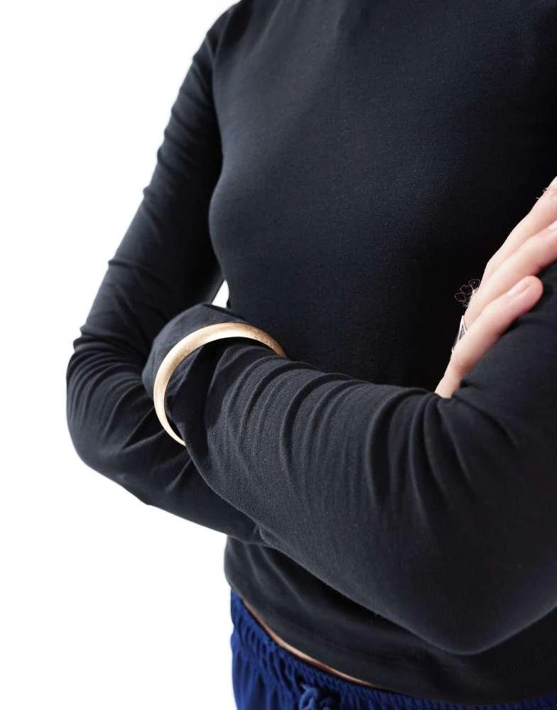 COLLUSION COLLUSION long sleeve fitted t-shirt in black 3