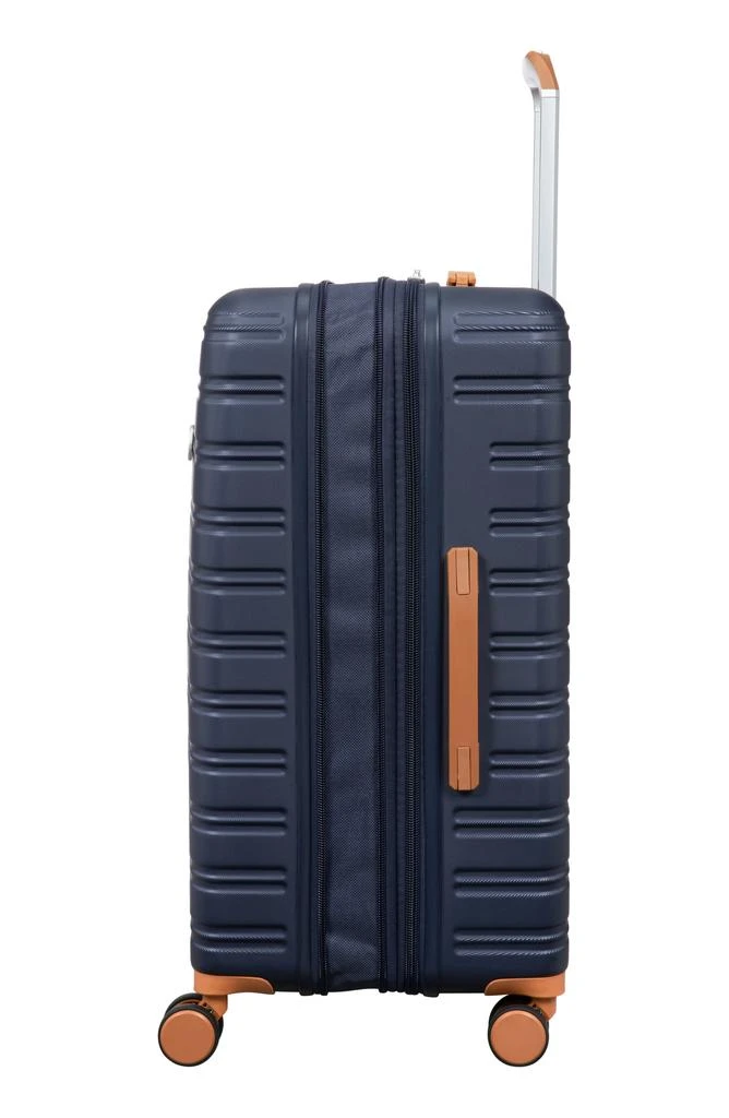 it luggage Fusional 27-Inch Hardside Spinner Luggage 3