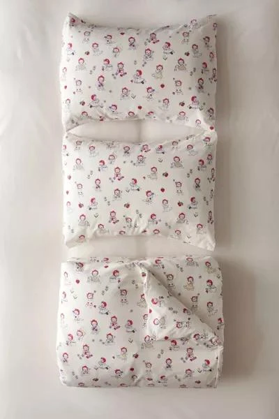 Urban Outfitters Strawberry Cat Core Duvet Cover Set 6