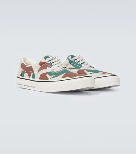 UNDERCOVER Camouflage canvas sneakers 5