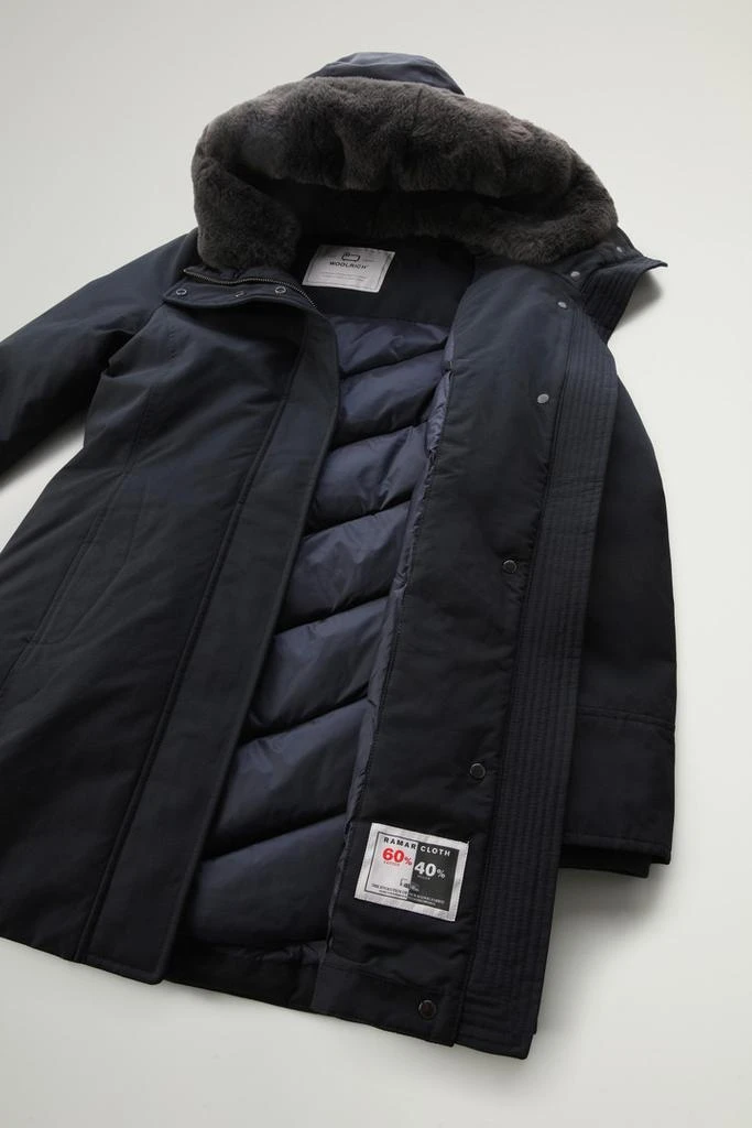 Woolrich Boulder Parka in Ramar Cloth with Hood and Detachable Faux Fur Trim - Women - Black 10