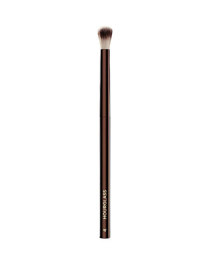 HOURGLASS No. 4 Crease Brush 1