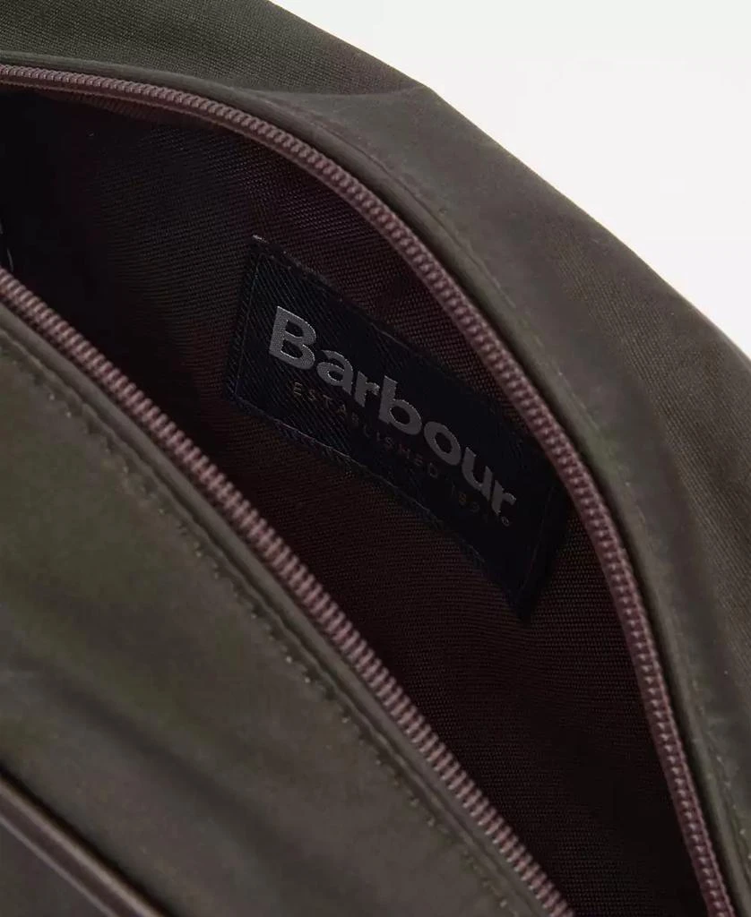 Barbour Men's Classic Small Hanging Washbag 4