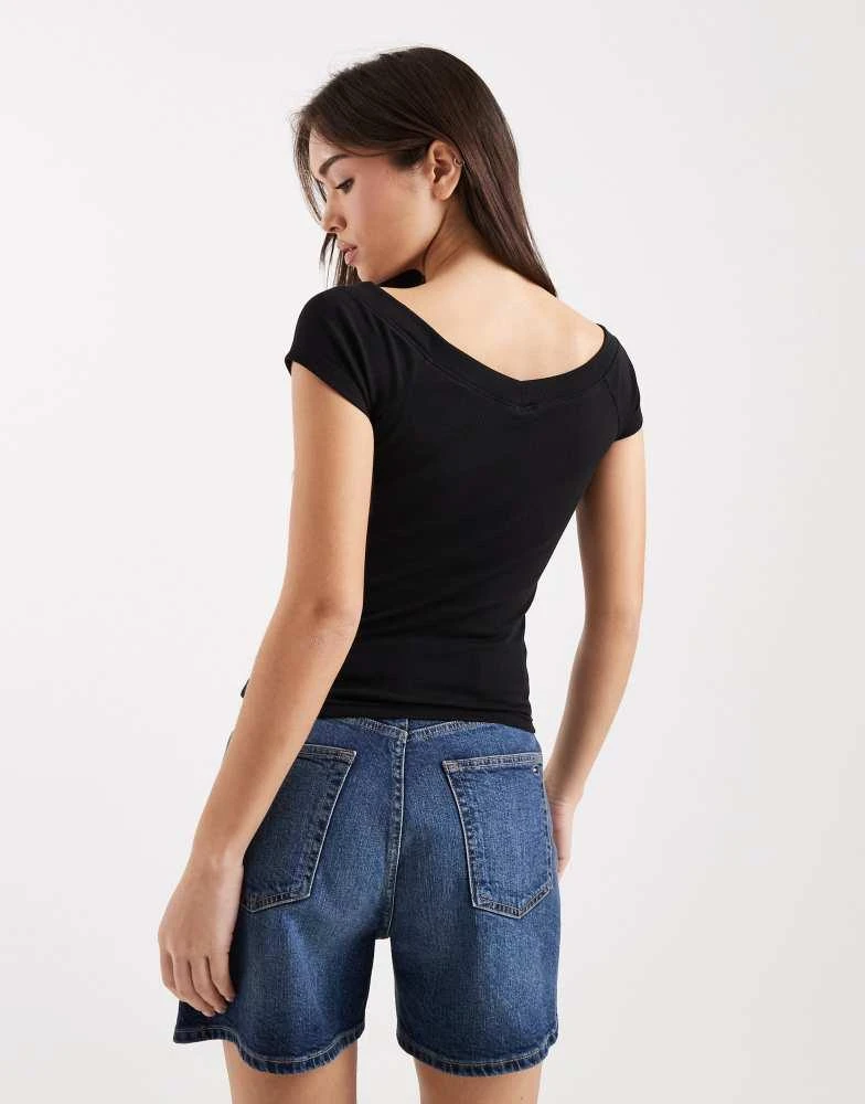 Tommy Hilfiger Tommy Jeans rib off shoulder top in black 2