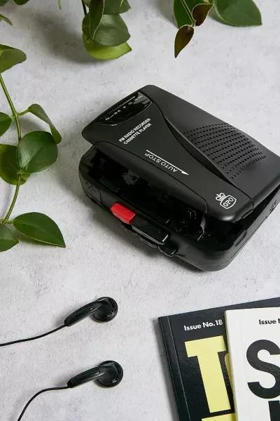GPO GPO Personal Cassette Player / Radio 1