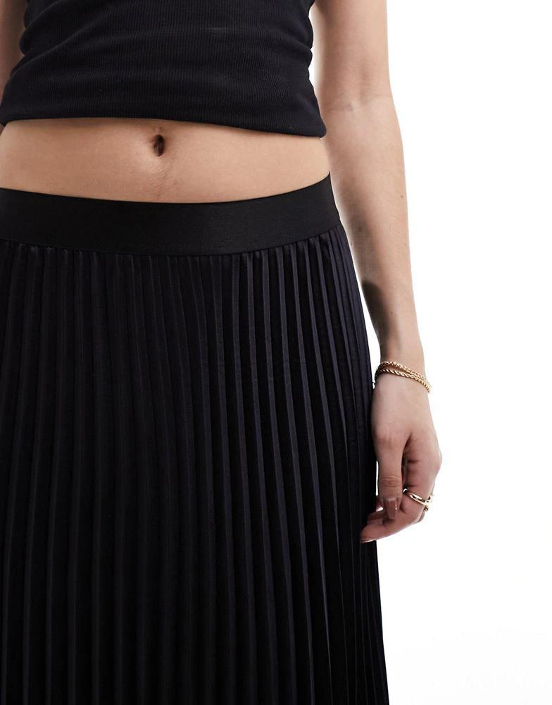 Y.A.S. YAS satin pleated midi skirt in black  - BLACK 4