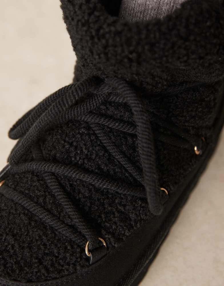 New Look New Look suedette snow boot in black 3