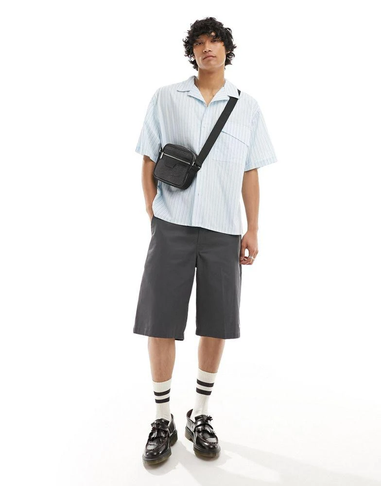 COLLUSION COLLUSION oversized poplin revere short sleeve shirt in blue stripe 3