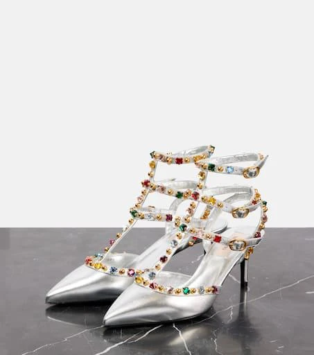 Valentino Rockstud 65 embellished leather pumps 4