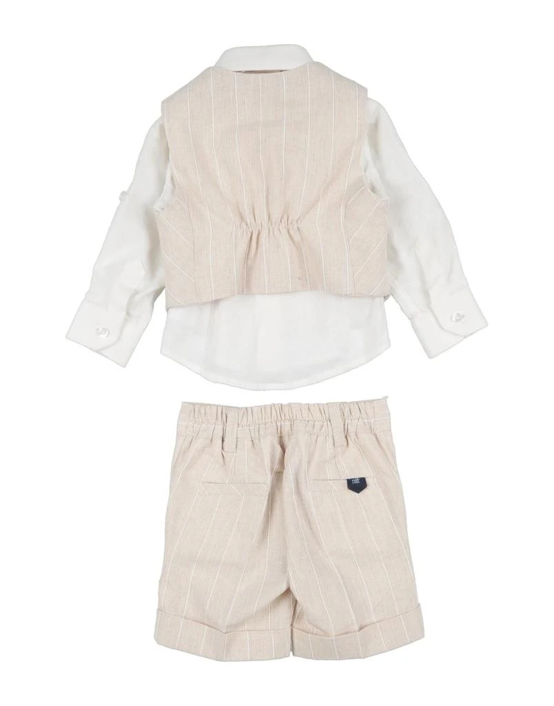 MANUELL 
FRANK Suits 2