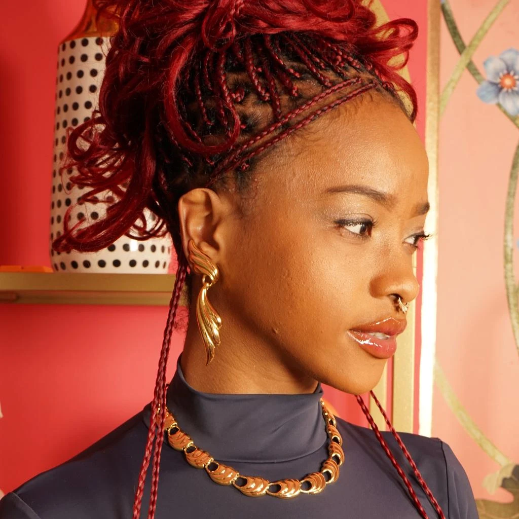 Orelia Vintage Vintage Statement Scallop Drop Clip 4