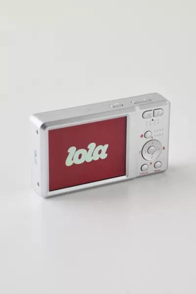 Lola Lola Essential Digital Camera Bundle 4