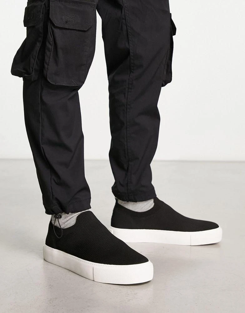 ASOS ASOS DESIGN knitted slip on trainers in black 4